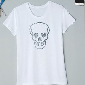 Silver skull tshirt